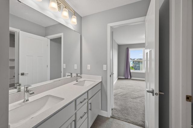 19116 Iden Avenue, Lakeville, MN 55044