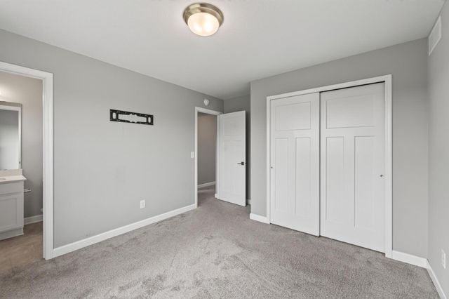 19116 Iden Avenue, Lakeville, MN 55044