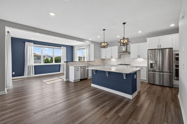 19116 Iden Avenue, Lakeville, MN 55044
