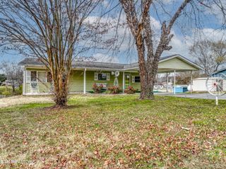 2209 Alnwick Blvd, Maryville, TN 37801