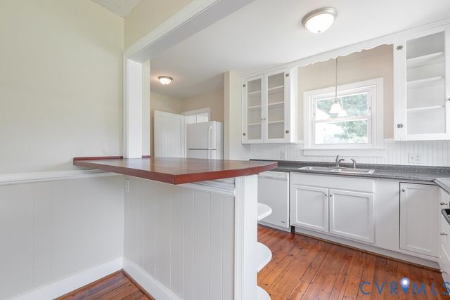 8011 River Rd, South Chesterfield, VA 23803