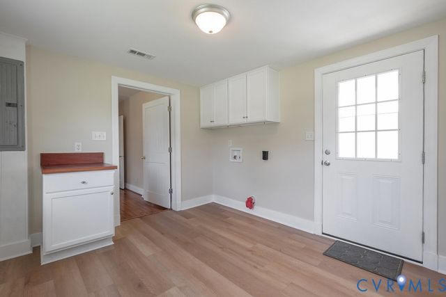 8011 River Rd, South Chesterfield, VA 23803