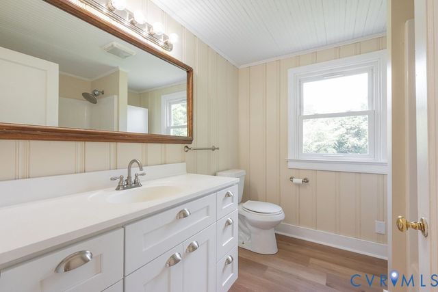 8011 River Rd, South Chesterfield, VA 23803