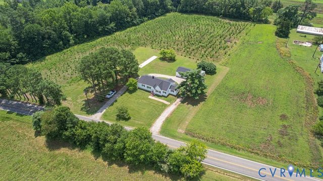 8011 River Rd, South Chesterfield, VA 23803