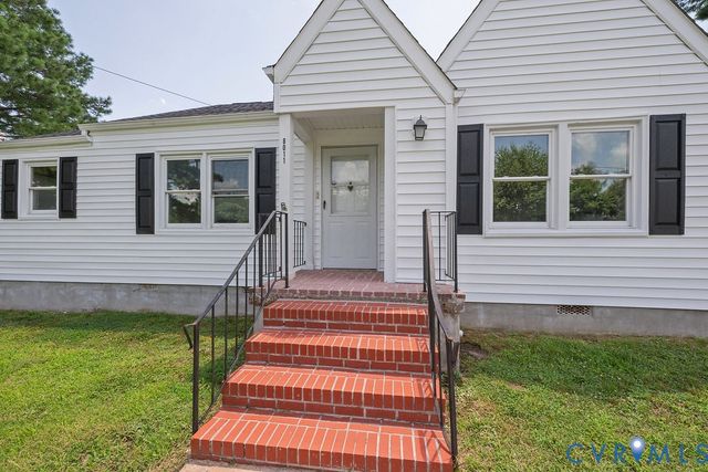 8011 River Rd, South Chesterfield, VA 23803