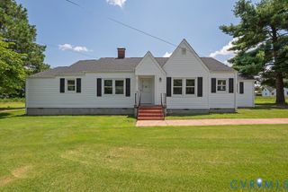 8011 River Rd, South Chesterfield, VA 23803