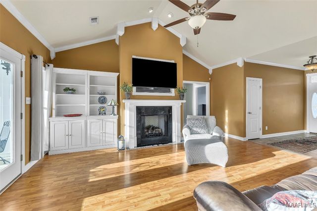 418 Flatwood Spur, Wetumpka, AL 36092