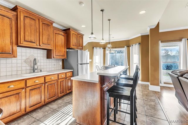 418 Flatwood Spur, Wetumpka, AL 36092