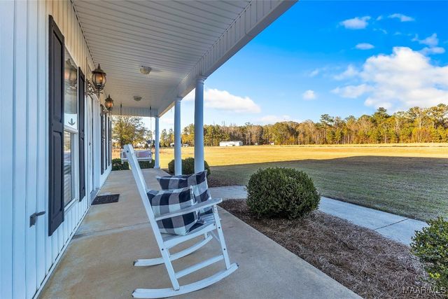 418 Flatwood Spur, Wetumpka, AL 36092