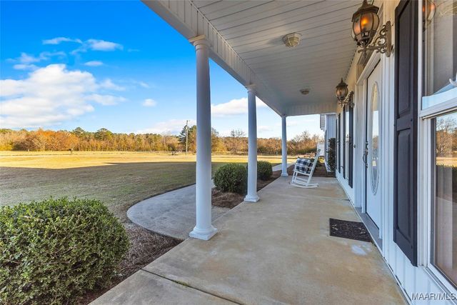 418 Flatwood Spur, Wetumpka, AL 36092