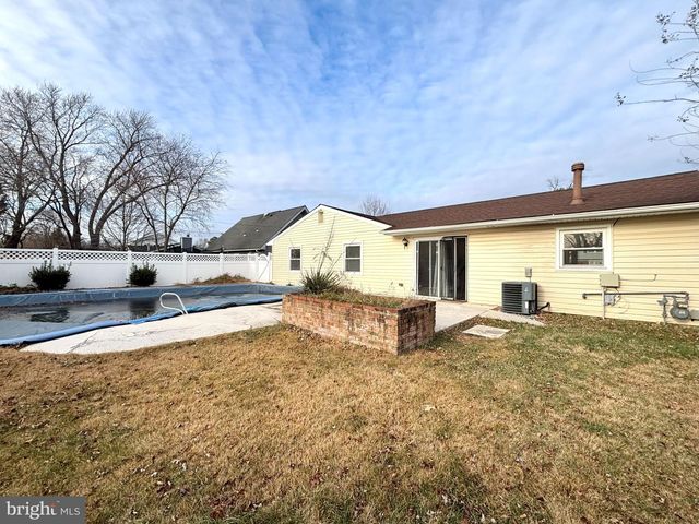 12327 FLAMINGO LN, Bowie, MD 20715