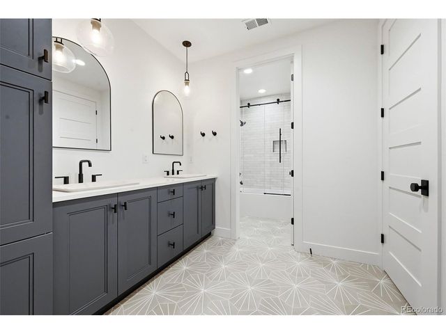 7894 Forest Keep Cir, Parker, CO 80134