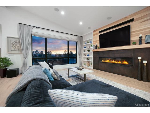 7894 Forest Keep Cir, Parker, CO 80134