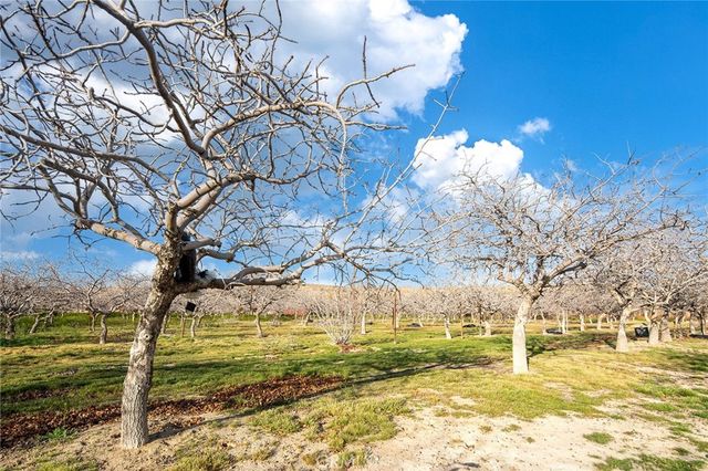 31516 Clay River Road, Barstow, CA 92311