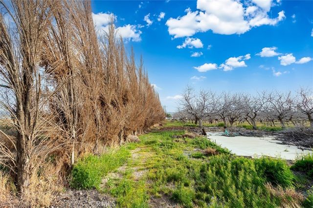 31516 Clay River Road, Barstow, CA 92311