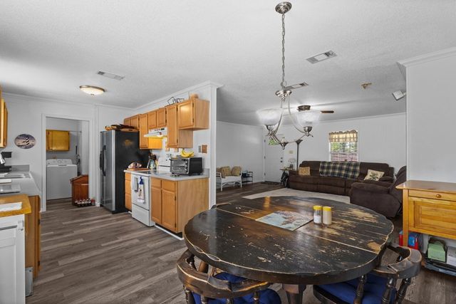 1101 Doe Run Drive, Tool, TX 75143