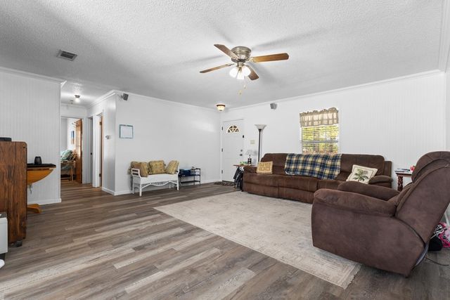 1101 Doe Run Drive, Tool, TX 75143