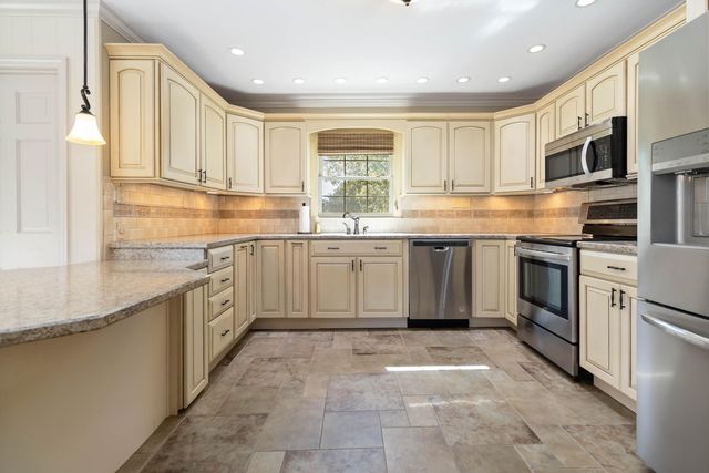 203 Cardinal Drive, Richmond, KY 40475