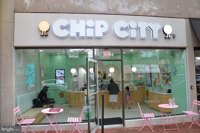 2713 24TH RD S, Arlington, VA 22206