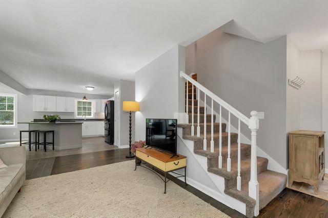 3 Pendergast Road, Newmarket, NH 03857