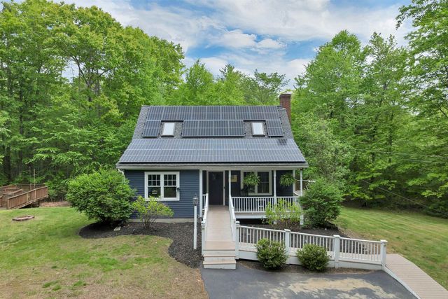 3 Pendergast Road, Newmarket, NH 03857
