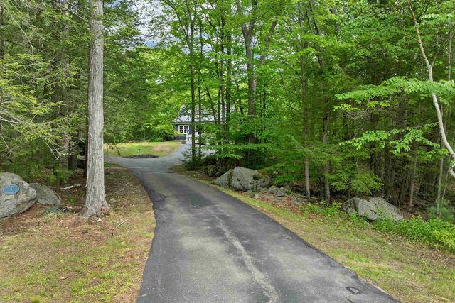 3 Pendergast Road, Newmarket, NH 03857