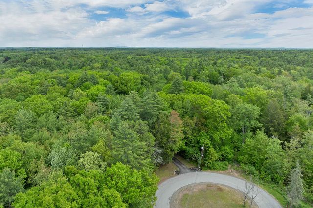 3 Pendergast Road, Newmarket, NH 03857