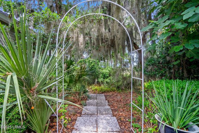 208 Cotton Dike Road, St. Helena Island, SC 29920