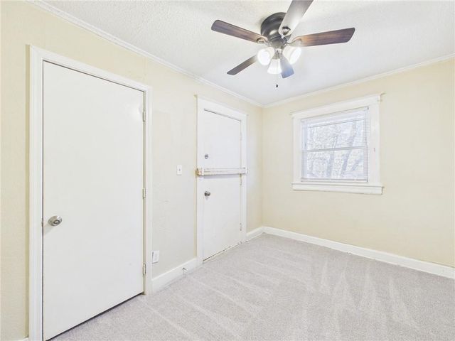 2424 Norton Avenue, Kansas City, MO 64127