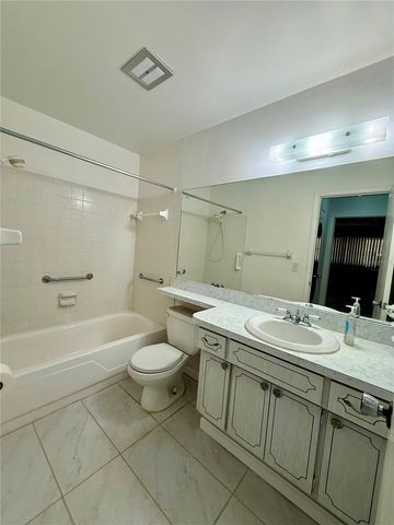 6775 ARMAND PLACE N 4, Pinellas Park, FL 33781