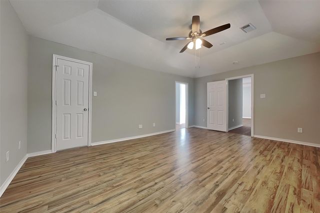 1210 Colonial Heights Drive, Richmond, TX 77406