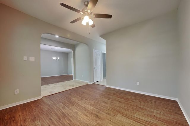 1210 Colonial Heights Drive, Richmond, TX 77406