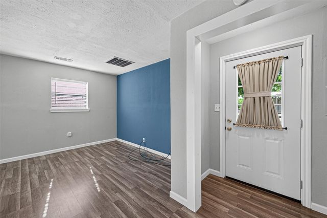 3903 Dawn Lane, Richmond, TX 77406