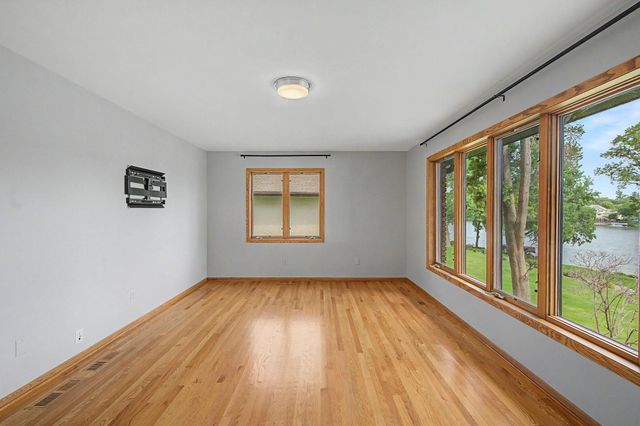 725 Bradford Avenue, Champlin, MN 55316