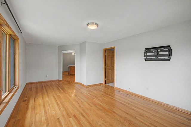 725 Bradford Avenue, Champlin, MN 55316