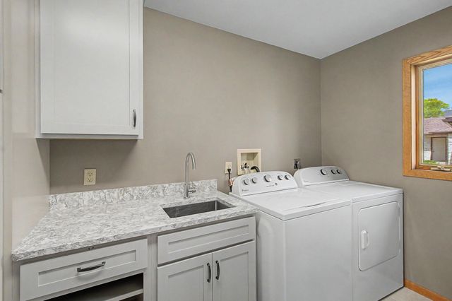 725 Bradford Avenue, Champlin, MN 55316