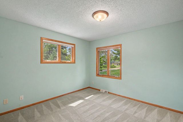 725 Bradford Avenue, Champlin, MN 55316