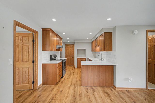 725 Bradford Avenue, Champlin, MN 55316