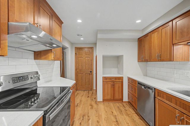 725 Bradford Avenue, Champlin, MN 55316