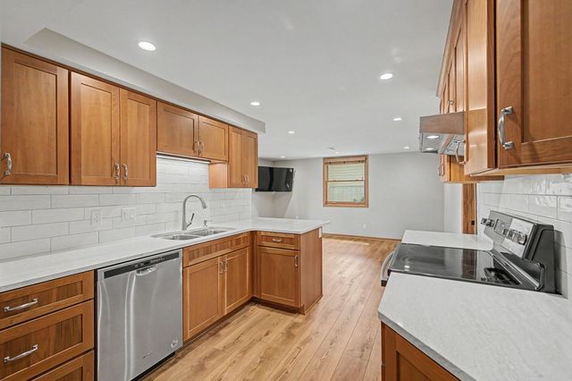 725 Bradford Avenue, Champlin, MN 55316