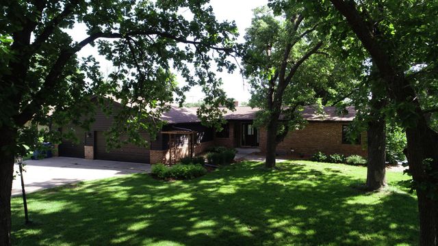 725 Bradford Avenue, Champlin, MN 55316