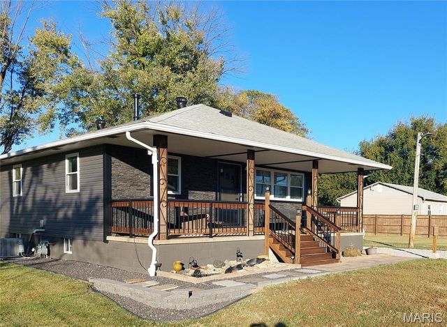 2521 North Street, Granite City, IL 62040