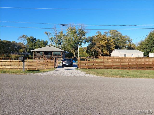 2521 North Street, Granite City, IL 62040