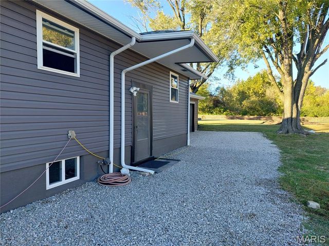 2521 North Street, Granite City, IL 62040