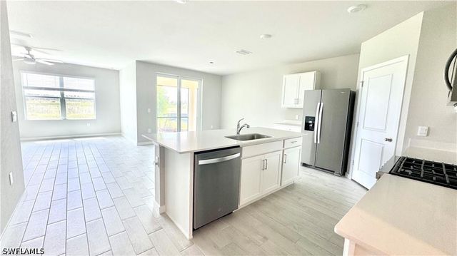 17710 Shade Tree LOOP, Babcock Ranch, FL 33982