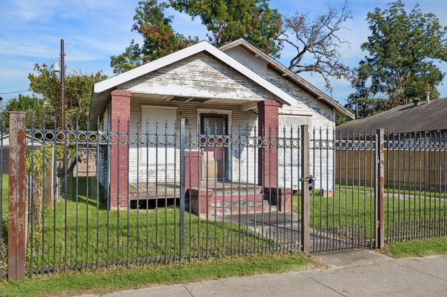 1224 Studewood Street, Houston, TX 77008