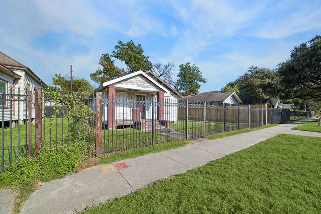 1224 Studewood Street, Houston, TX 77008
