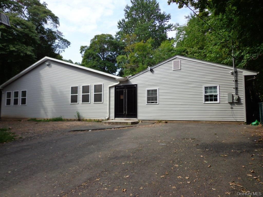 71 Main Street, Monsey, NY 10952 — exterior