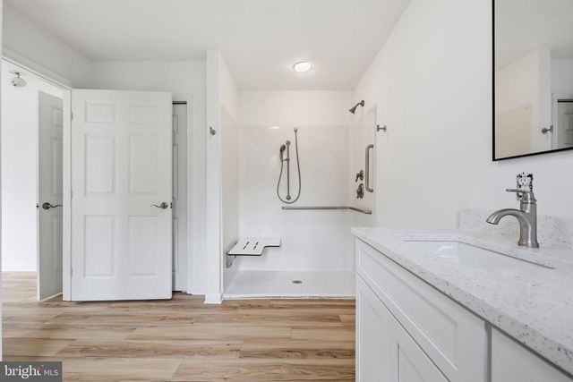 8757 HEDGESVILLE RD, Hedgesville, WV 25427