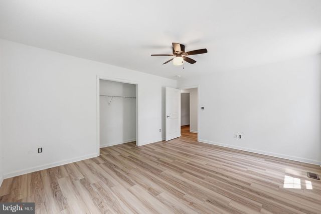 8757 HEDGESVILLE RD, Hedgesville, WV 25427